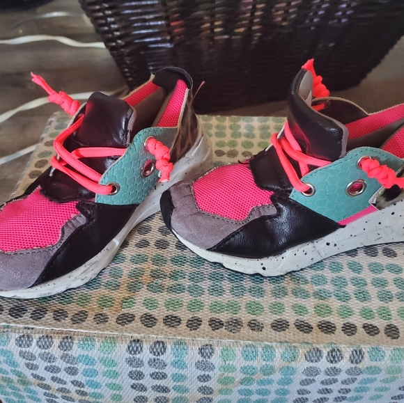 Steve madden girls shoes size 13 - Picture 5 of 6